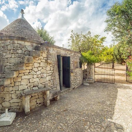 Trulli Girasoli E Viole Cocolicchio Extérieur photo