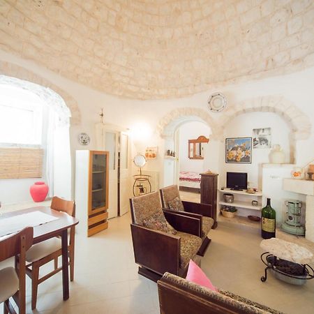Trulli Girasoli E Viole Cocolicchio Chambre photo