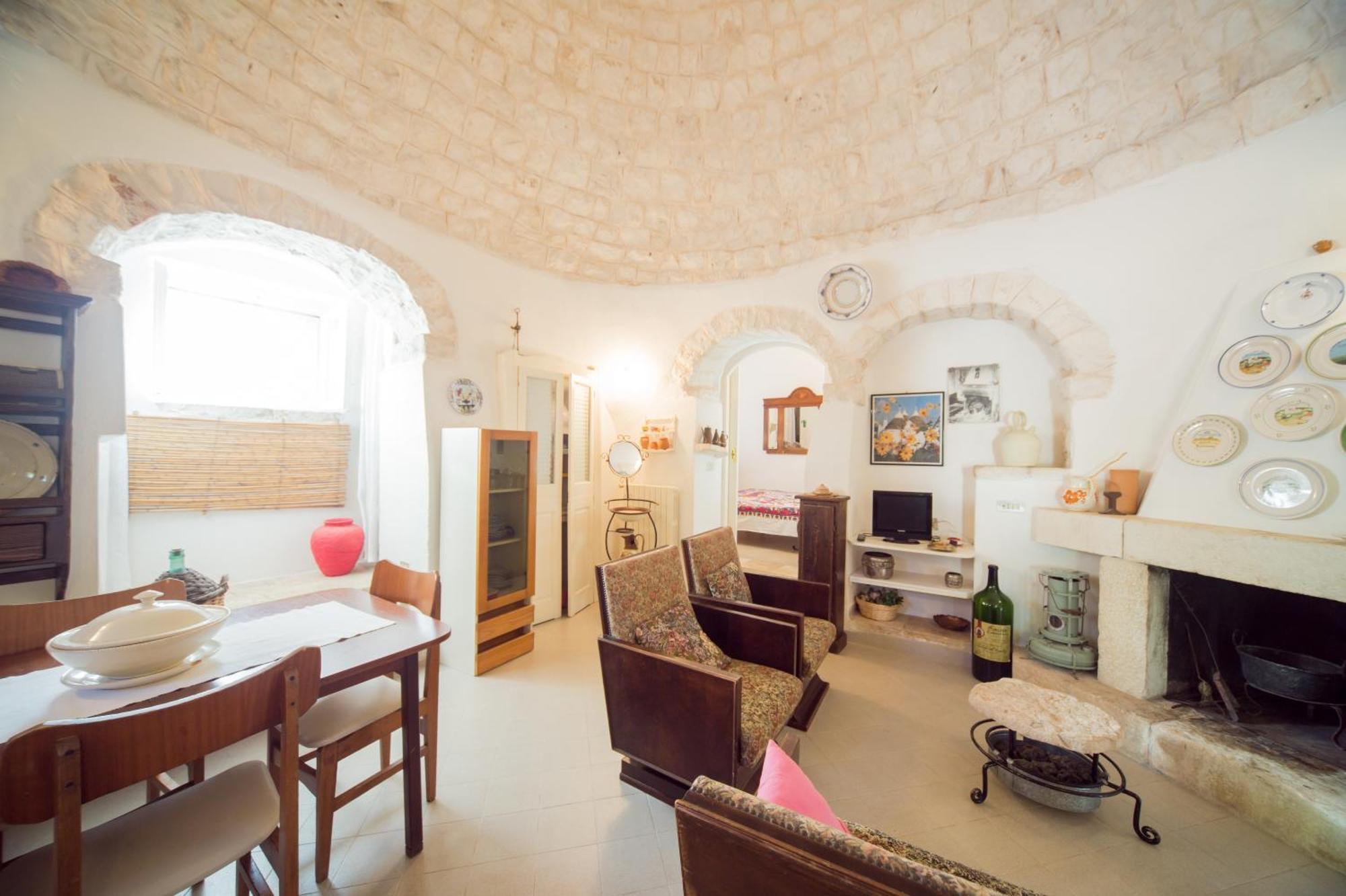 Trulli Girasoli E Viole Cocolicchio Chambre photo